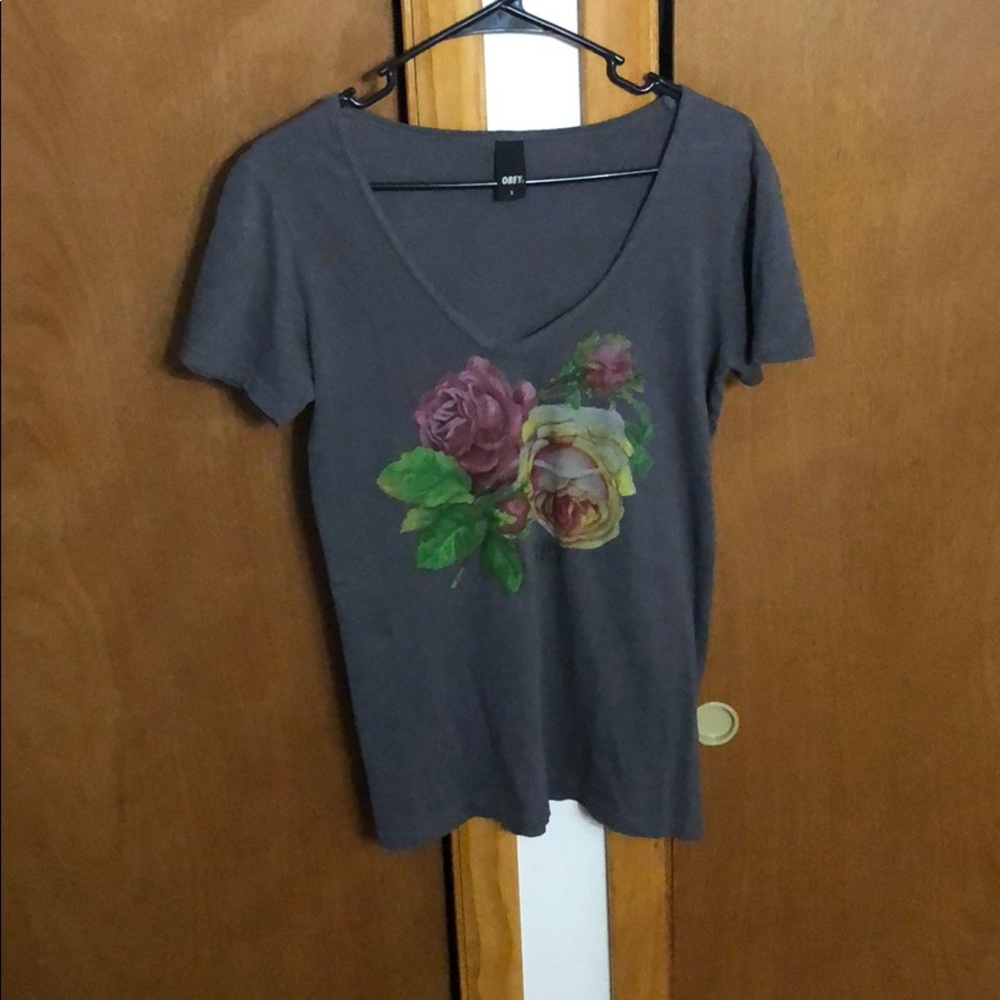 Obey t shirt